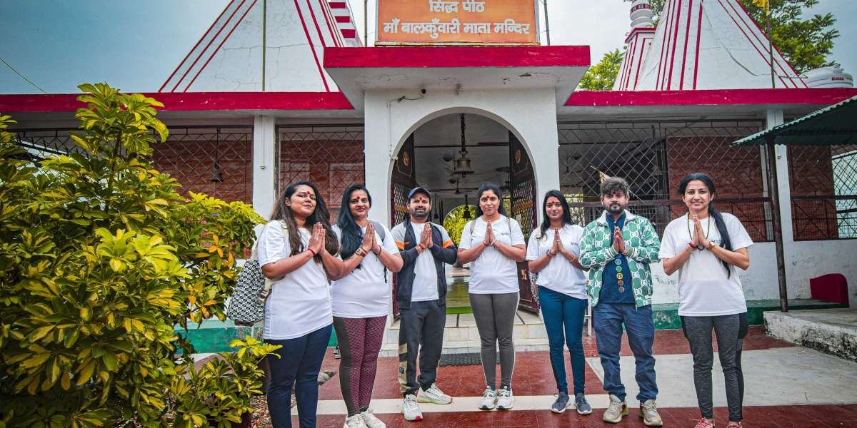 Best Yoga School in Rishikesh, India
